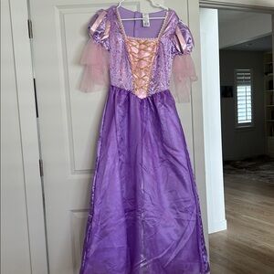 Disney Rapunzel Dress Halloween Costume. Size Small (4/6)